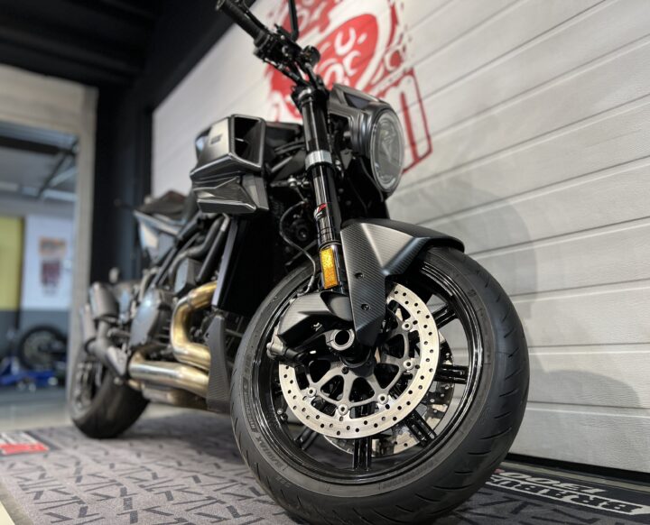 KTM Вrabus 1300 R Carbon Black