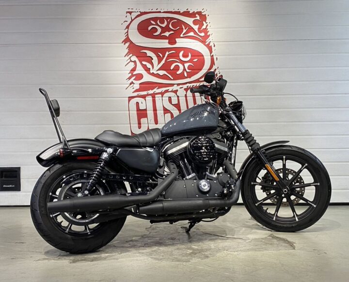 Harley-Davidson Sportster 883